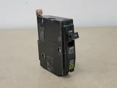 USED SQUARE D QOB115