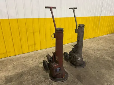 (2) 100 TON DUFF NORTON MODEL #144-CMJ AIR MOTOR JACKS, 30" LIFT: YOBRO #24192