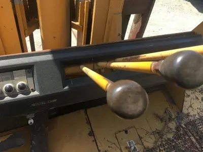 USED CATERPILLAR V300