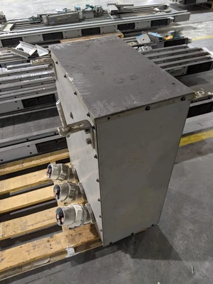 1200 Amp Siemens SX312C20ETHS-HORIZ Bus End Tap Box