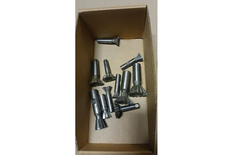 Used _UNKNOWN_ _UNKNOWN_ Milling Cutters Ohio US | Thompson Auctioneers #1547165