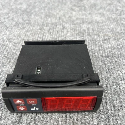 Used Love Controls TS-130103 Temperature Controls California US | Davliegogo LLC #1706257
