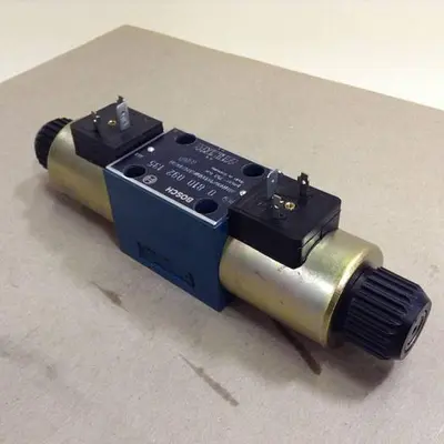 USED BOSCH 0 810 092 135