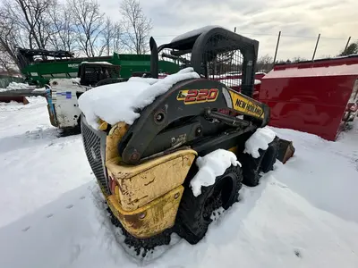 Used 2012 NEW HOLLAND L220 SKID LOADER Skid Steer Loaders Pennsylvania US | Proxy Equipment #1382740
