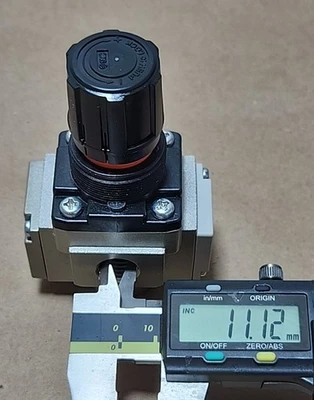 NEW SMC AR20-N02GH-Z