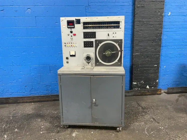 Used WAHLBERGMCCREARY B Test Benches Ohio US | HGR 24 #1251153