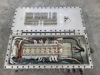 Used APPLETON XPE32252B.I146 Switchgears British Columbia CA | Lenmark #1427000