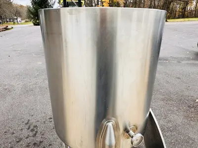 USED 1993 PERMA-SAN 60 GALLON JOVC