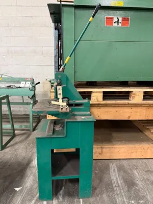 TENNSMITH 16-18 Notching Machines | ListingHippo (1)