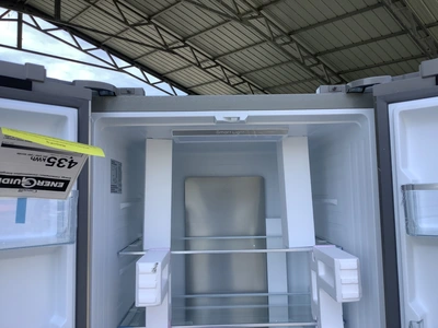Used CONTOURE R-18FDSS Refrigerators Michigan US | Miedema Asset Management Group #1312788