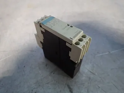 Used SIEMENS 3RN10101CB00 Relays & Switches | HGR 24 #739722
