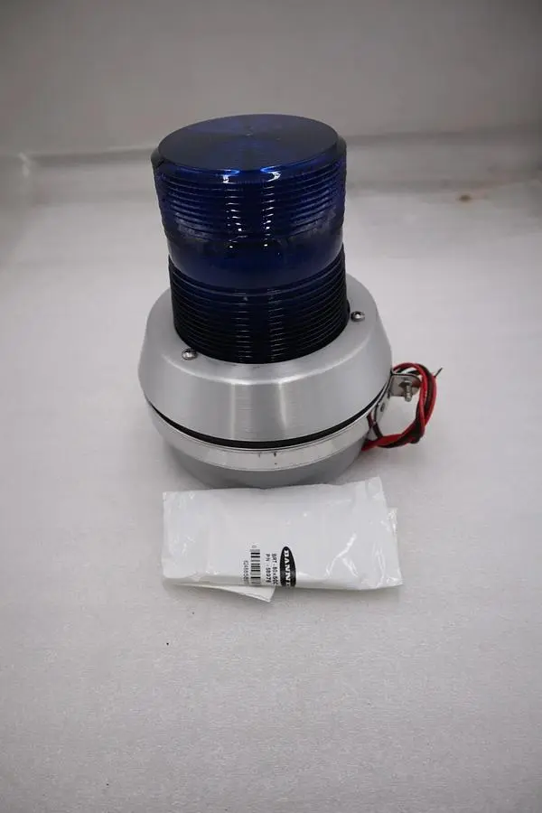 EDWARDS 51XBRFB24D 24 VDC LED BLUE FLASHING LIGHT 65 FLASHES PER MIN STK H236