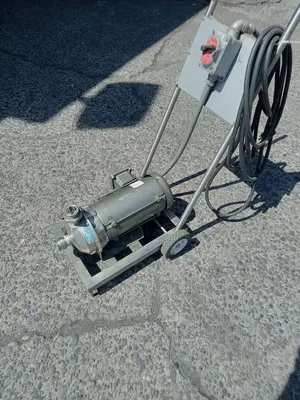 USED G&L/GOULDS NPE CENTRIFUGAL PUMP (HAZARDOUS DUTY)