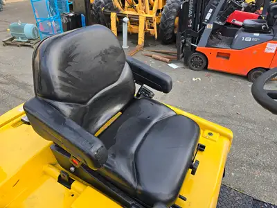 USED 1998 HYSTER E50XM-33