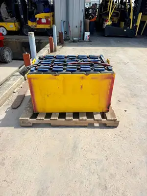 Used 2017 CROWN 18-85-25 Batteries Texas US | TB Forklifts #1357476