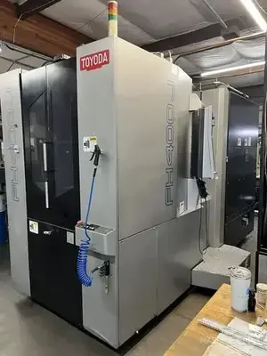 USED 2012 TOYODA FH400J