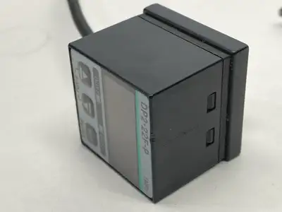 USED SUNX DIGITAL PRESSURE SENSOR 12-24VDC