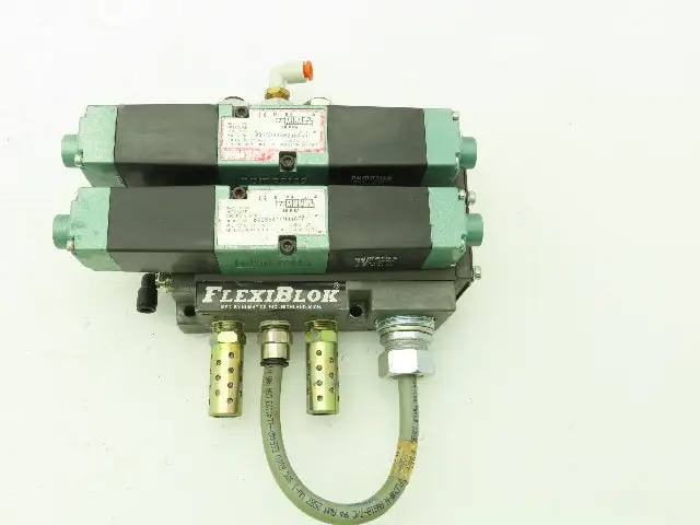 Numatics  082SS415M046P61 2-Station Flexiblock Manifold 24VDC Solenoid Valves
