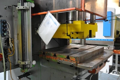 USED WANZKE 100 TON