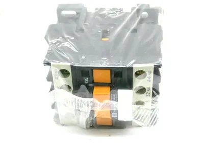 NEW TELEMECANIQUE CA2-DN22F7 RELAY CONTROL CA2DN22F7