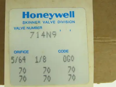 Honeywell Skinner 714N9 Solenoid Valve 3-Way NC 1/8" NPT Stainless Steel