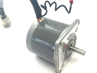 Used Sanyo Denki Step-Syn Stepper Motor 5.1VDC 1.0A 1.8° Step Motors (misc) Michigan US | Maverick Industrial Sales #1395666
