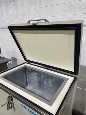 SO-LOW C85-5 -85C ULTRA LOW FREEZER