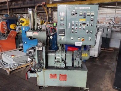 Moriyama D1-5 Rubber Lab Mixer