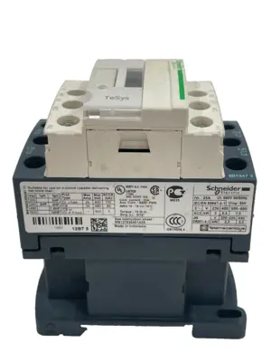 USED SCHNEIDER ELECTRIC LC1D12 CONTACTOR