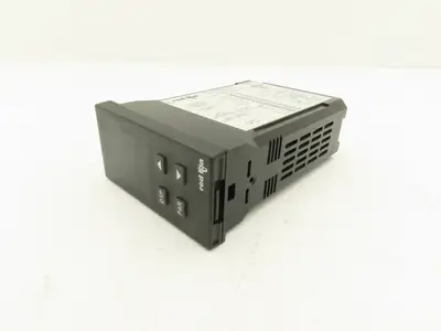 Red Lion Controls TCU00001 4.4 Digit Panel Mount Temperature Control 115/230VAC