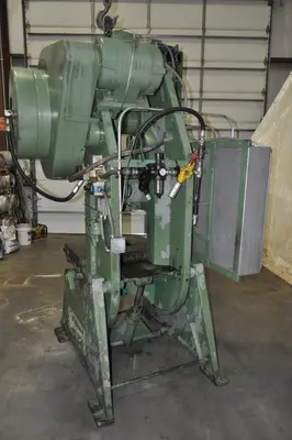 USED SOUTH BEND JOHNSON 60 FW-AC
