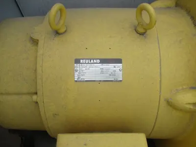 3500 Lb. Westinghouse / Reuland, geared overhead elevator traction machine