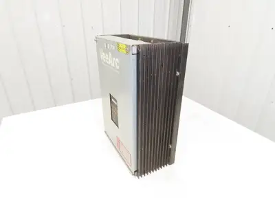 VeeArc SCE401 Super 7000 Motor Controller 3Hp 460VAC In 24-460/460vac Out