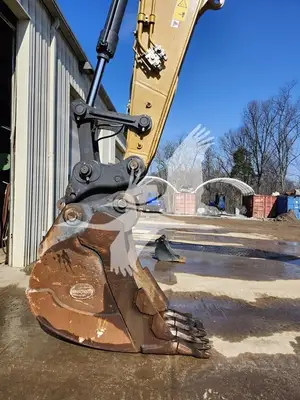USED 2023 XCMG XE300U