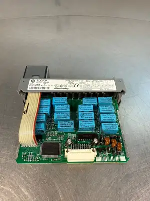 Allen Bradley 1746-0W16 /C SLC500 Output Module 17460W16 (3.5.4)