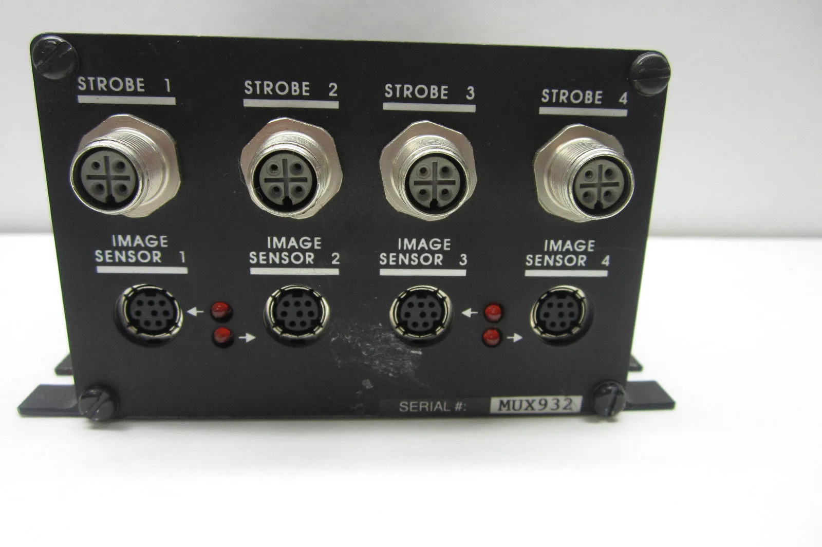 USED DVT SMARTIMAGE SENSOR MULTIPLEXER MUX932
