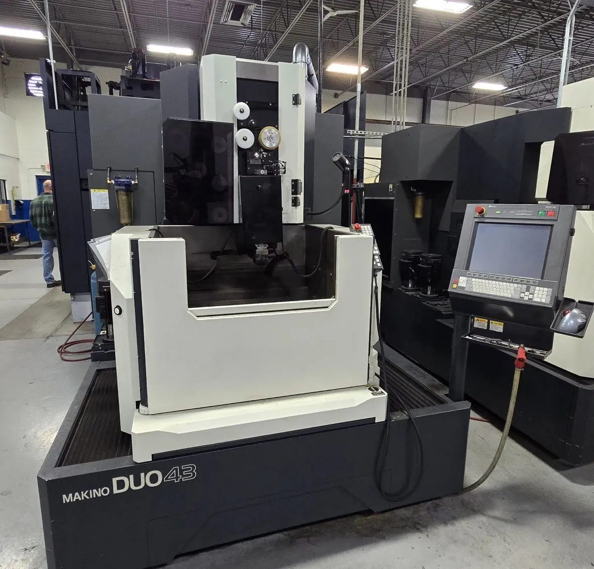 USED 2011 MAKINO DUO43