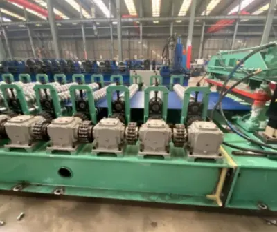 Corrugated Roof and Wall Panel Roll Forming Machine in Botou City, China