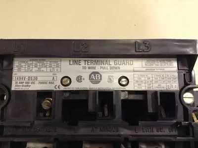 USED ALLEN BRADLEY 1494V-DS30 SER A