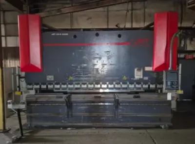 JMT ADR 43320 Press Brake | Bud's Equipment Sales (1)