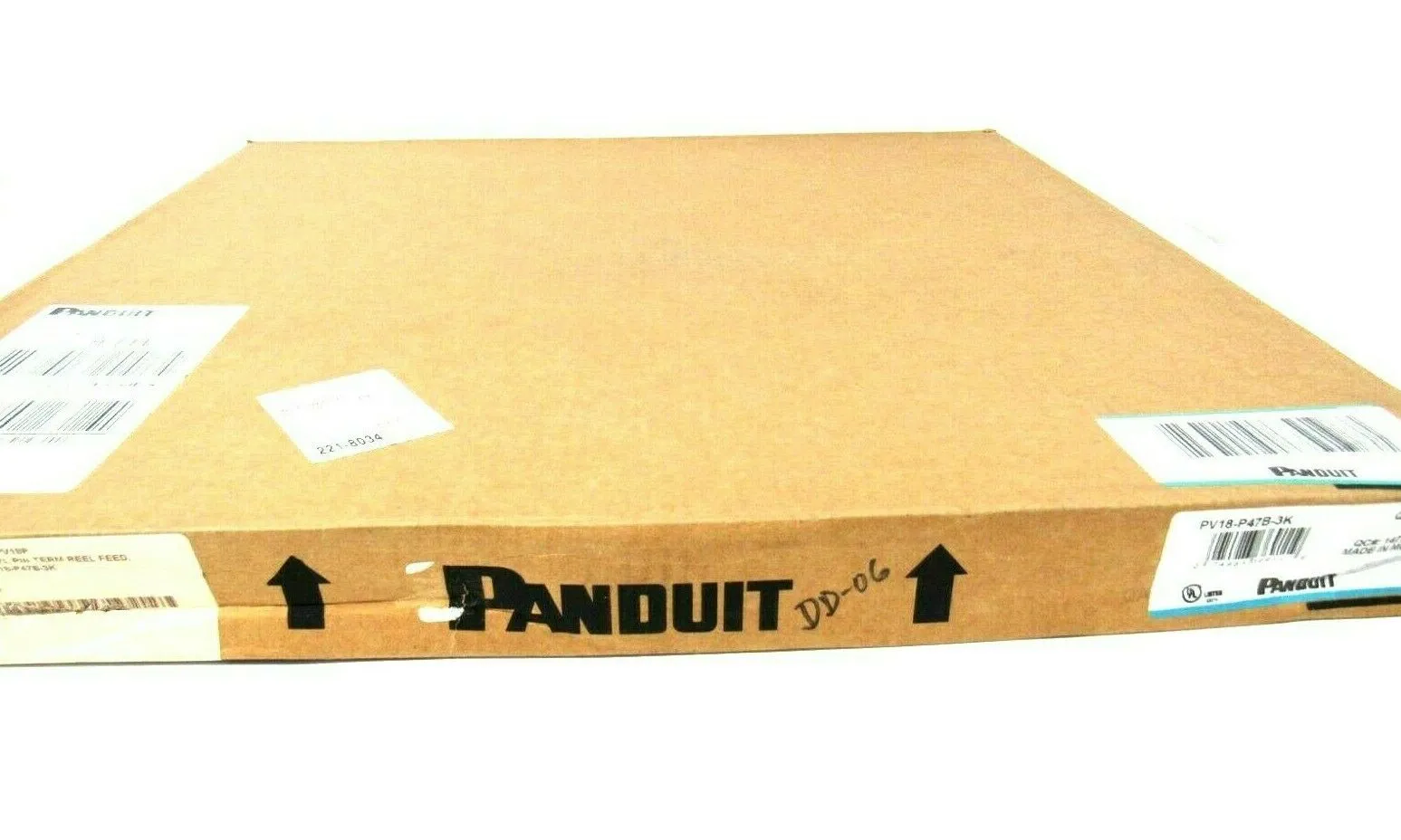 LOT OF 3000 NEW SEALED PANDUIT PV18-P47B-3K PIN TERMINALS PV18P47B3K
