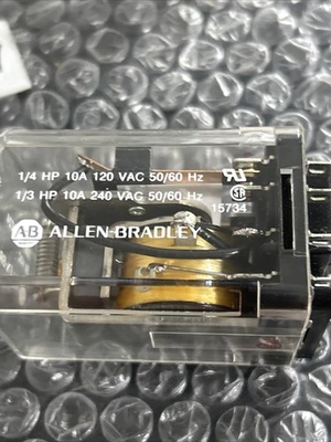 NEW Allen Bradley Bulletin 700