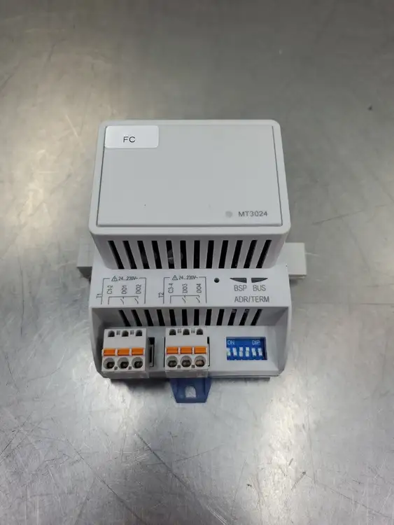 Used Siemens MT3024 PLC Input & Output | Palmetto Automation #1150207