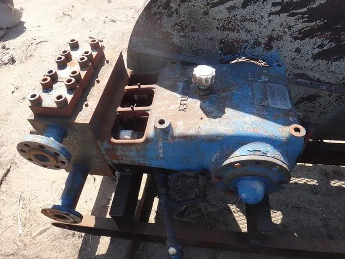 Used WHEATLY HP323 Pumps | Compression Source #416445