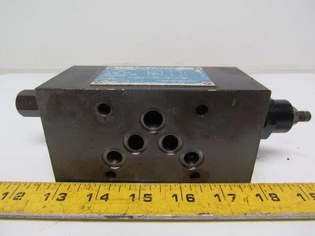 Vickers DGMX2-5-PP-BW-S-30 SystemStak Reversible Hydraulic Reducing Valve