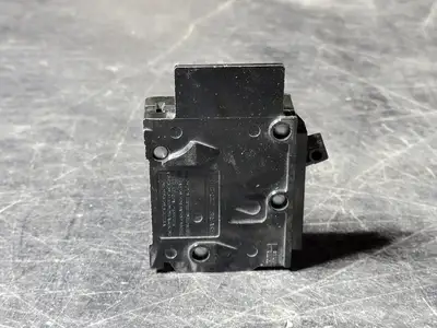 15 Amp, 1 Pole, 120/240 volts Circuit Breaker BQ115