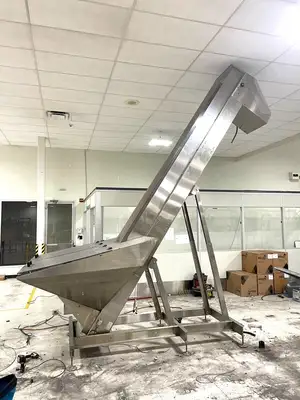 Used Shibuya Hoppman EP35 Elevator Prefeeder Bottle Feed Hopper Elevator Michigan US | Maverick Industrial Sales #1390575