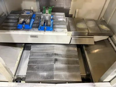 Used 2007 BRIDGEPORT XR 760 Vertical Machining Centers California US | Machinery Network #1324534