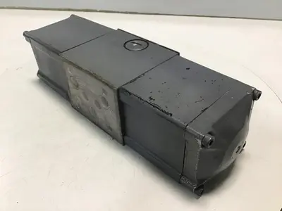 USED REXROTH 4WE10E21AG24N9K4RM
