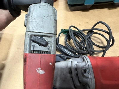 Lot of Milwaukee power tools, includes (1) Cat #6088-30, 120V, 6600 RPM, 7" / 9" grinder, and (1) Ca...